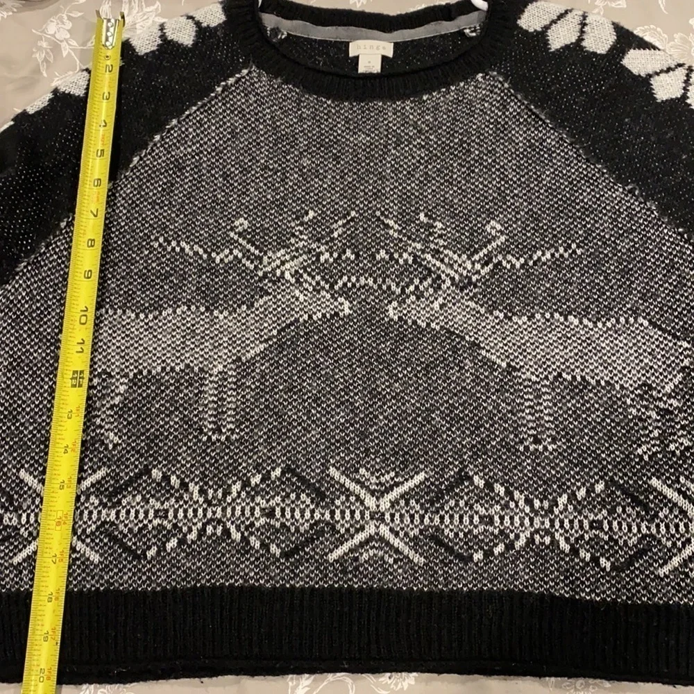 Holiday Reindeer Snowflake Christmas Sweater Oversized